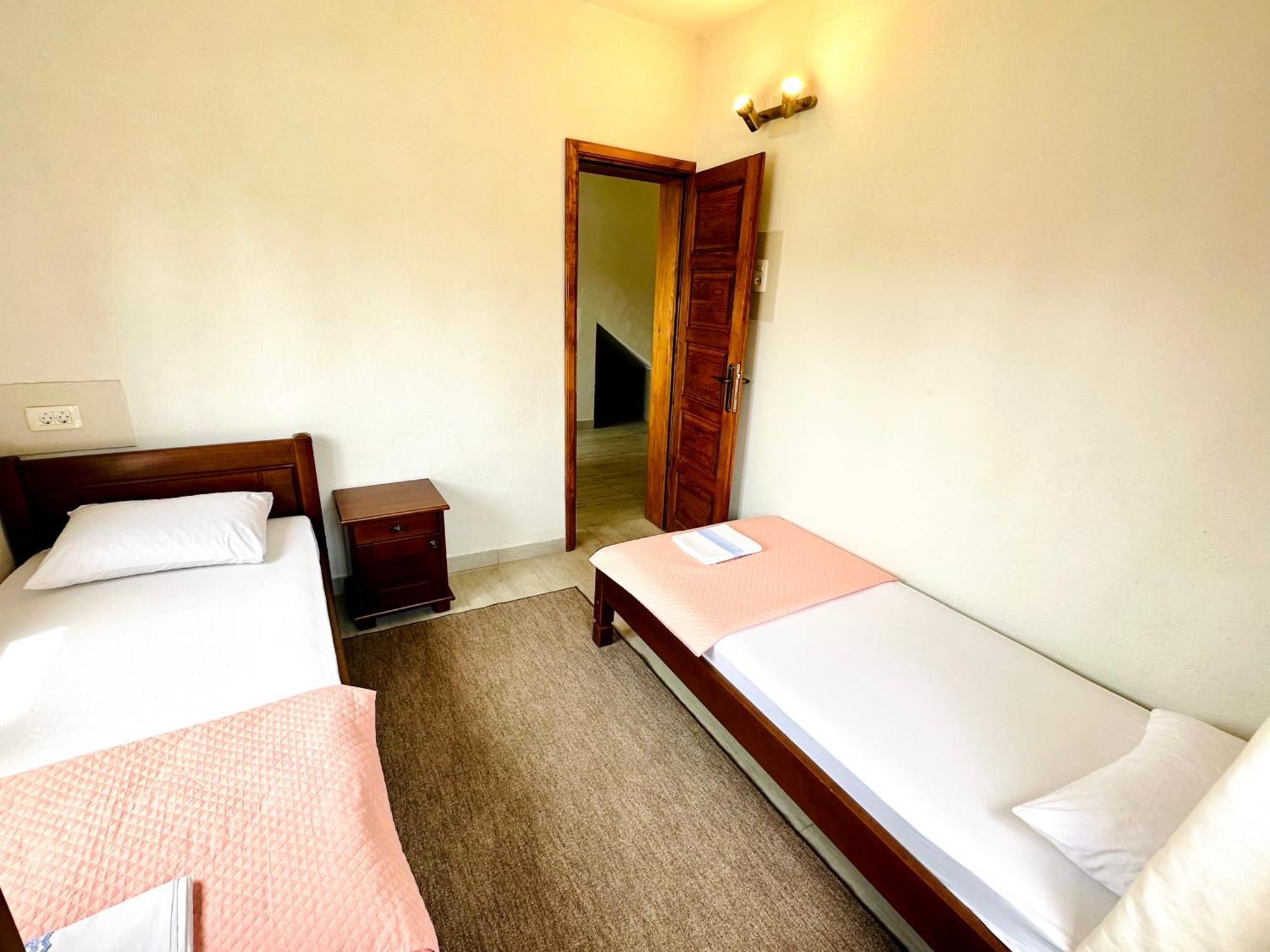 Apartments Simovic Tivat Kültér fotó