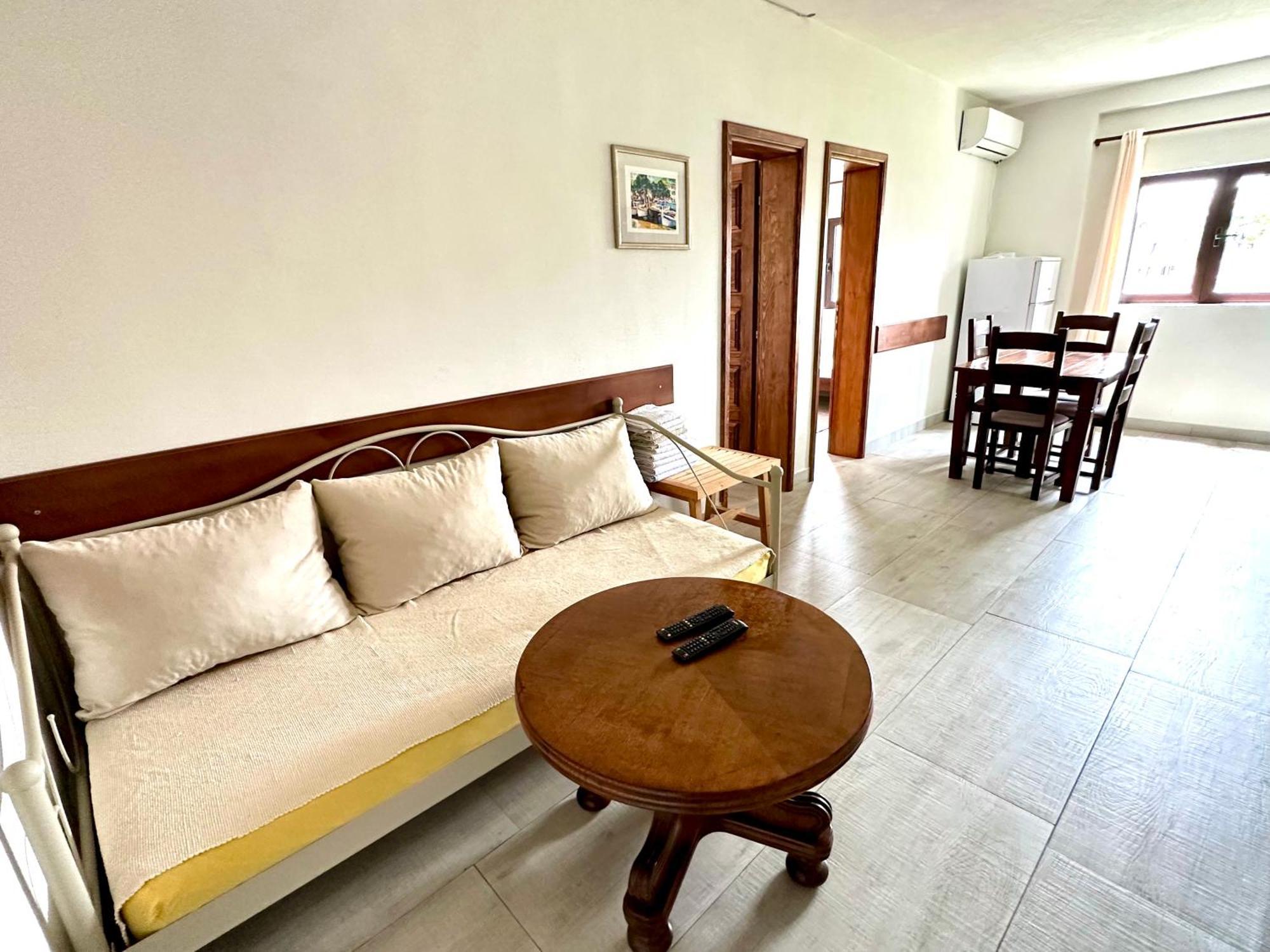 Apartments Simovic Tivat Kültér fotó